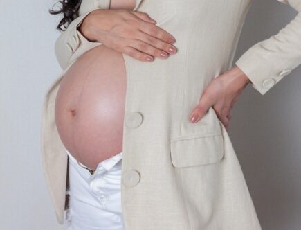 Preparing for childbirth: birth plans, delivery methods, and pain management.