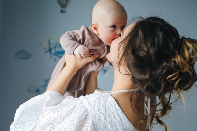 Returning to Work After Baby: Balancing Career and Motherhood.